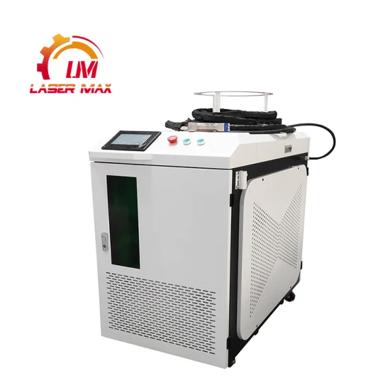 Cina Macchina per la pulizia dei metalli laser per la rimozione della ruggine del laser da 100 W 200 W 500 W